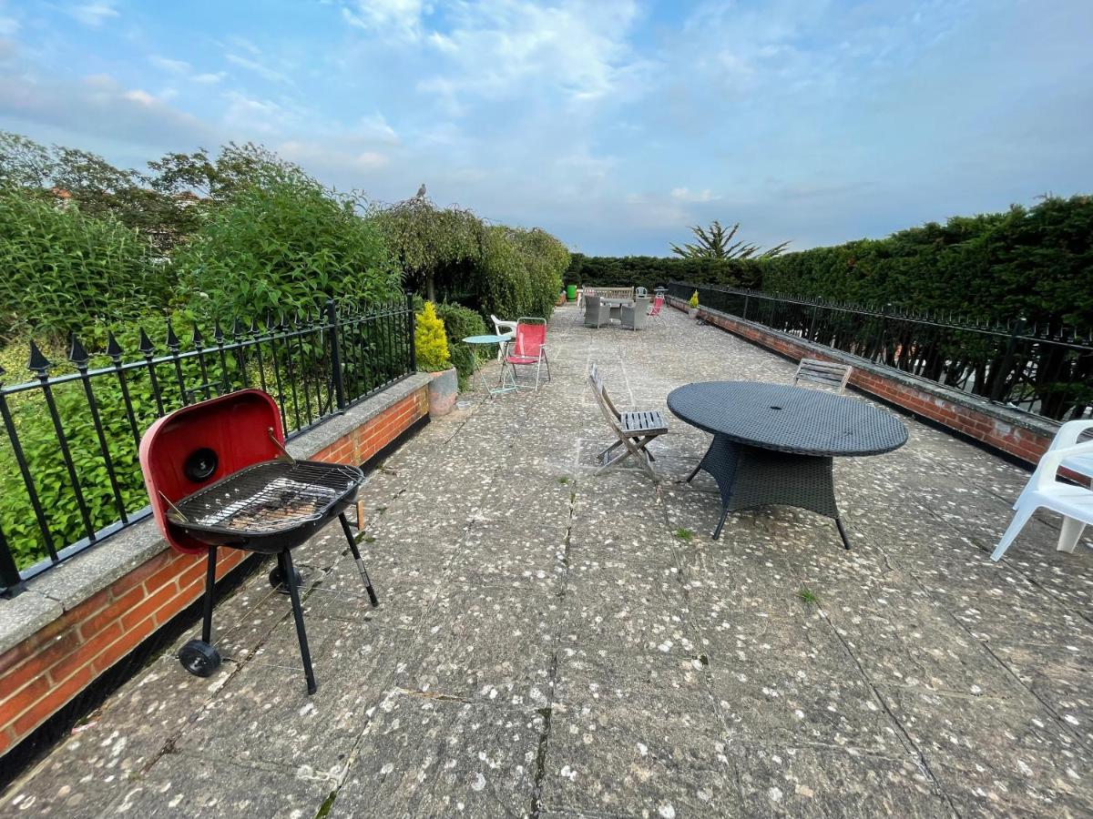 Modern Family Apartment Free Parking And Gym By Beach Bournemouth Ngoại thất bức ảnh